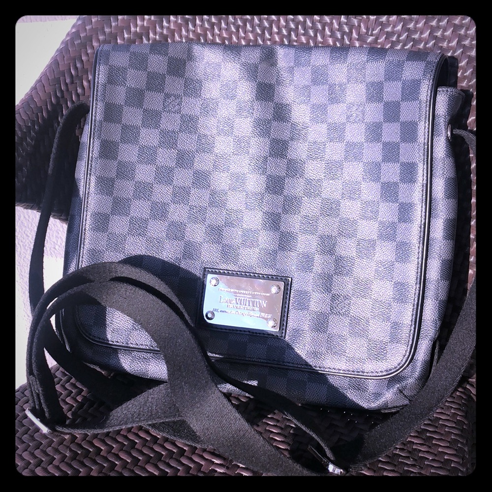 Louis Vuitton messenger bag